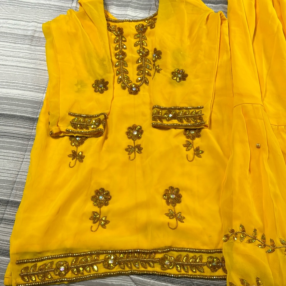 Embroidery kurtha surwal set